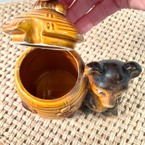 Vintage Honey Bear with Beehive Honey Pot - Picture 3 of 3